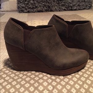 Dr. Scholls wedge booties